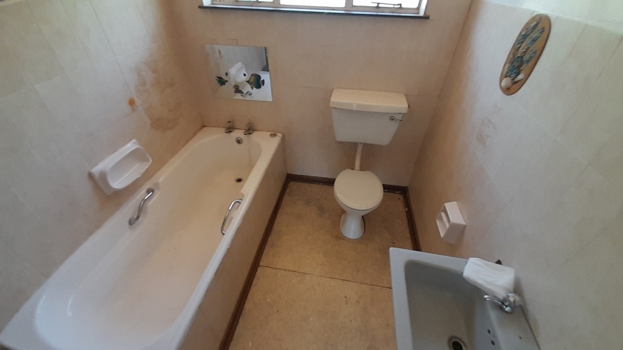 4 Bedroom Property for Sale in Universitas Free State